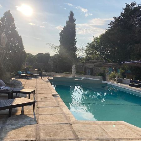 Gite Encore Un Soir Hyeres Bagian luar foto