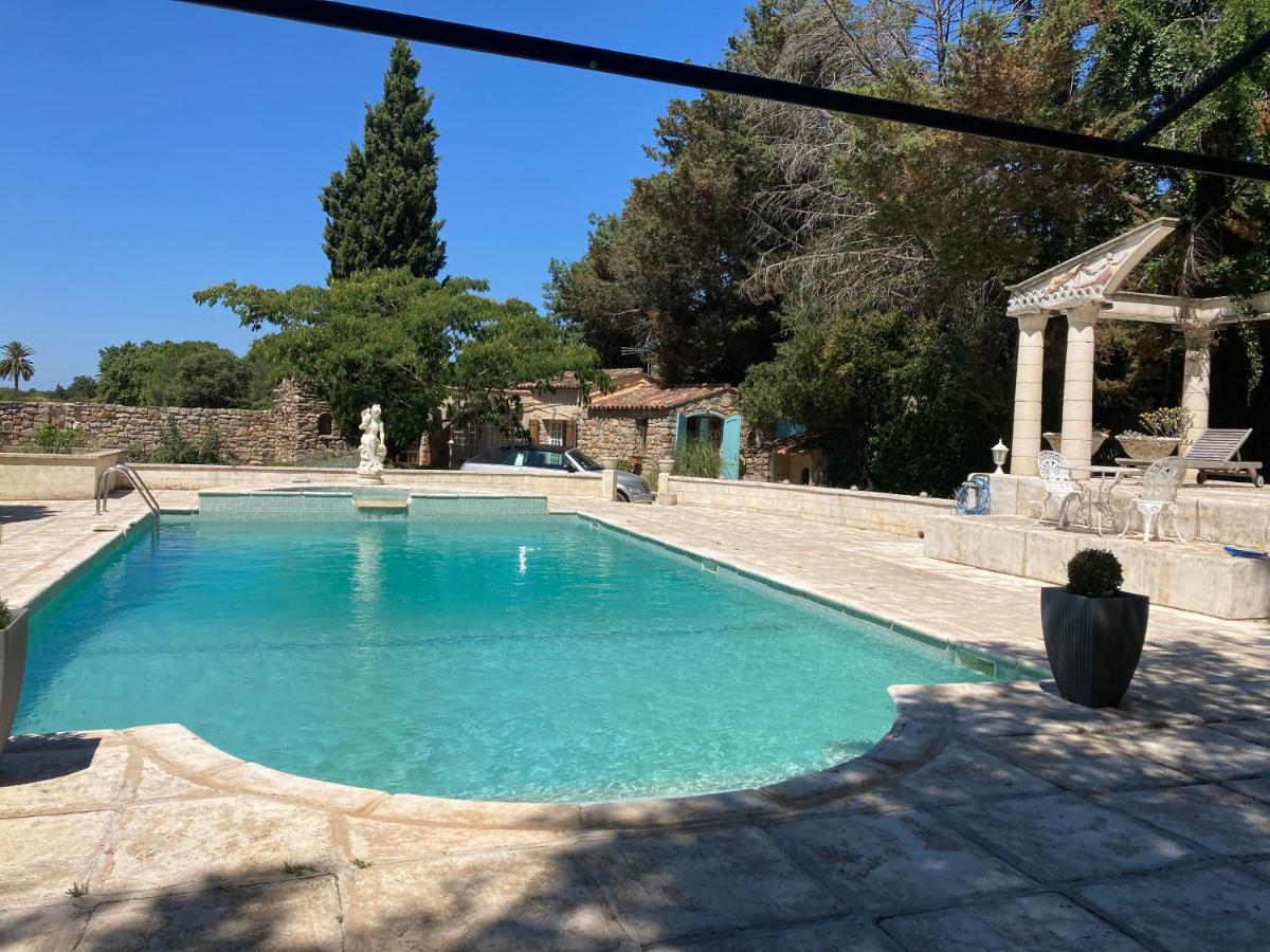 Gite Encore Un Soir Hyeres Bagian luar foto